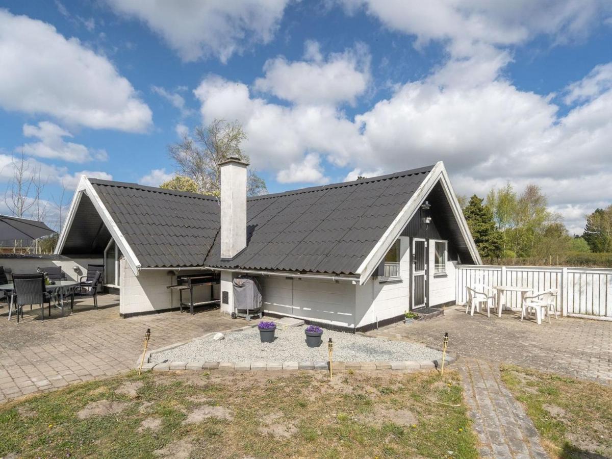 Holiday Home Arnfin - 160M From The Sea In Lolland- Falster And Mon By Interhome Rødby Dış mekan fotoğraf